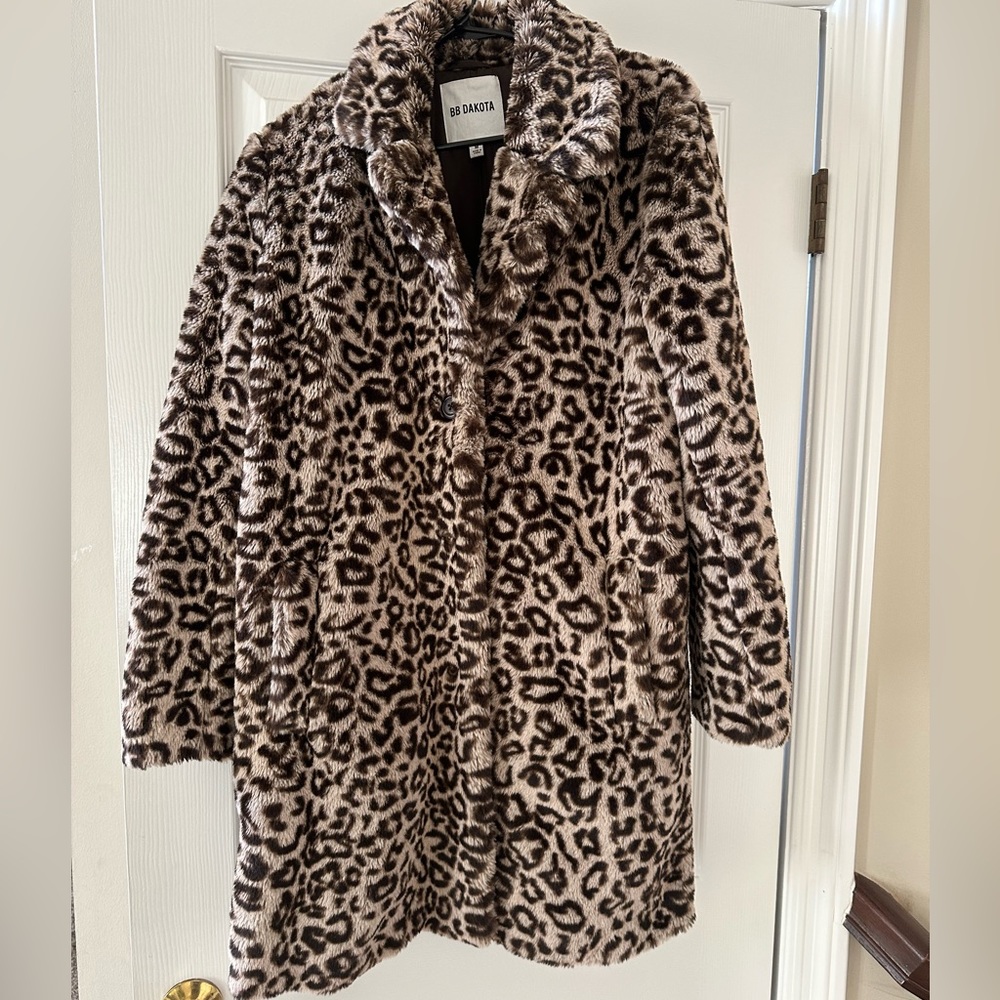 BB Dakota faux fur LIKE NEW knee length coat. Incredibly soft and fully lined